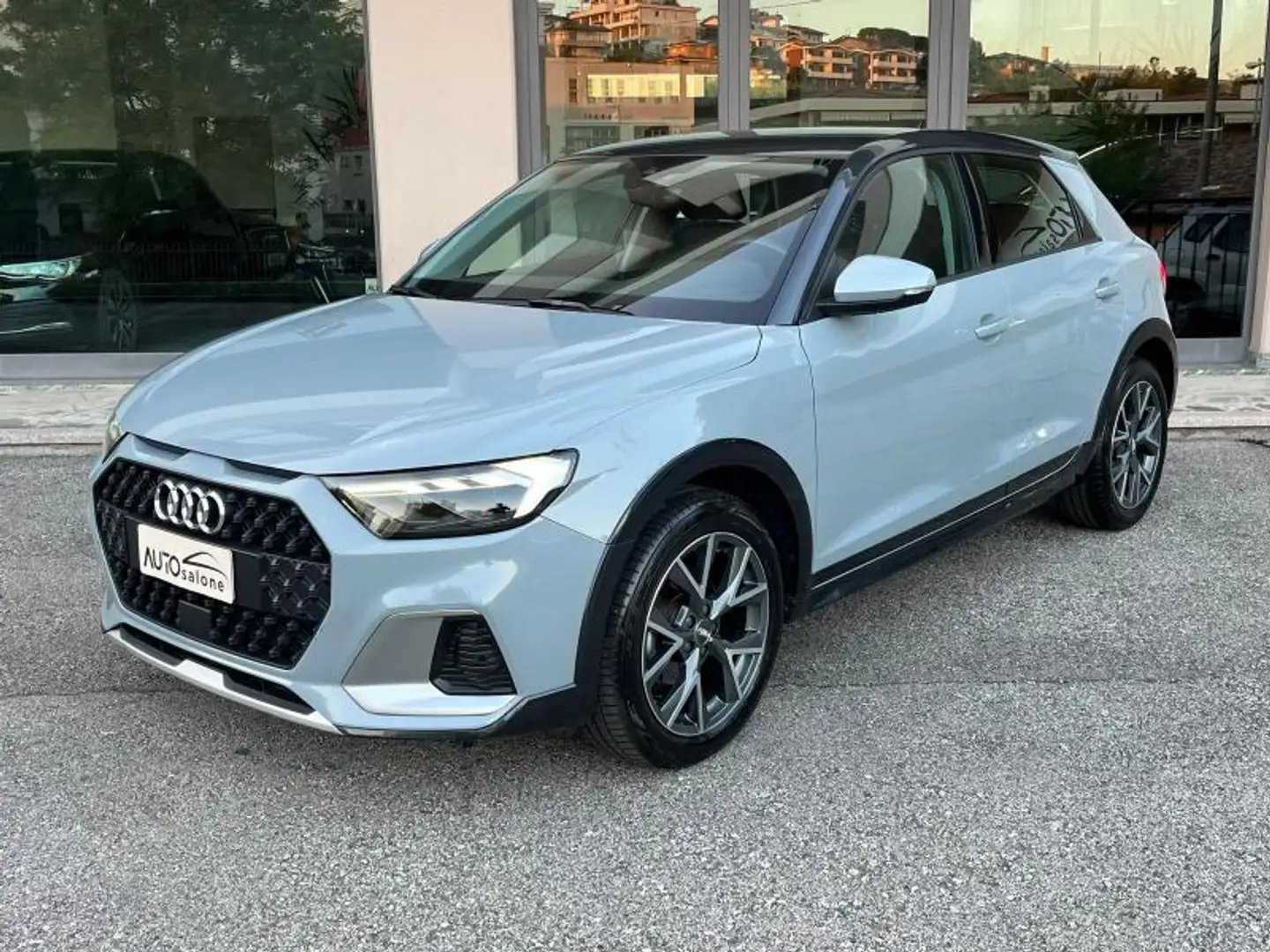 Audi A1 Citycarver Allstreet 30 1.0 tfsi Admired 116cv s-tronic Gris - 1
