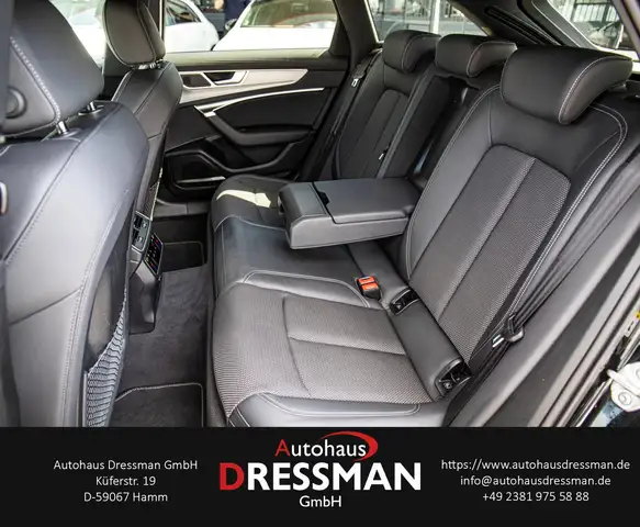 Audi A6 view 12
