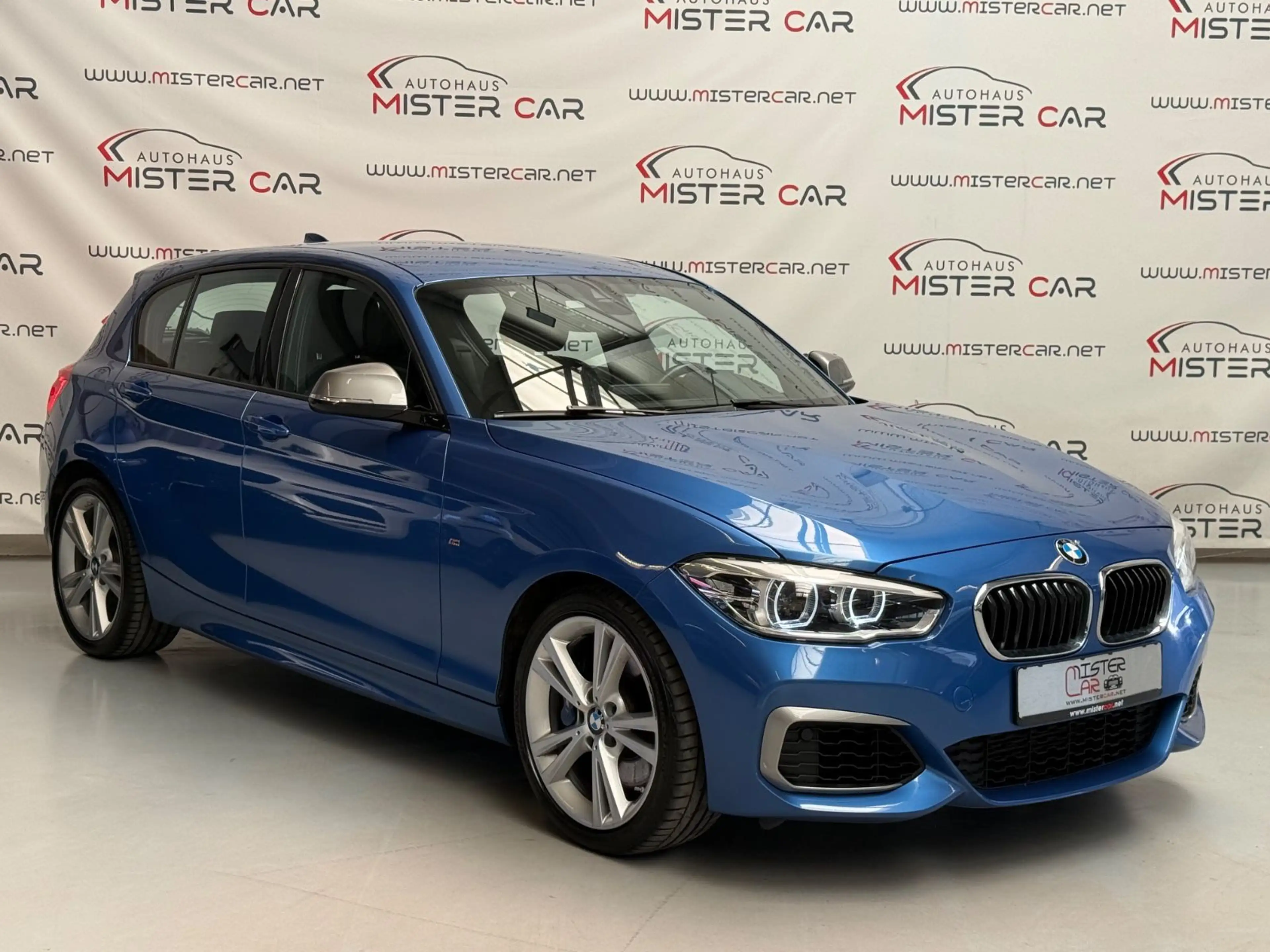 BMW 135 i xDrive SAG NAVI/LED/H&K/PDC/SHZ/18/2.HAND — photo 4