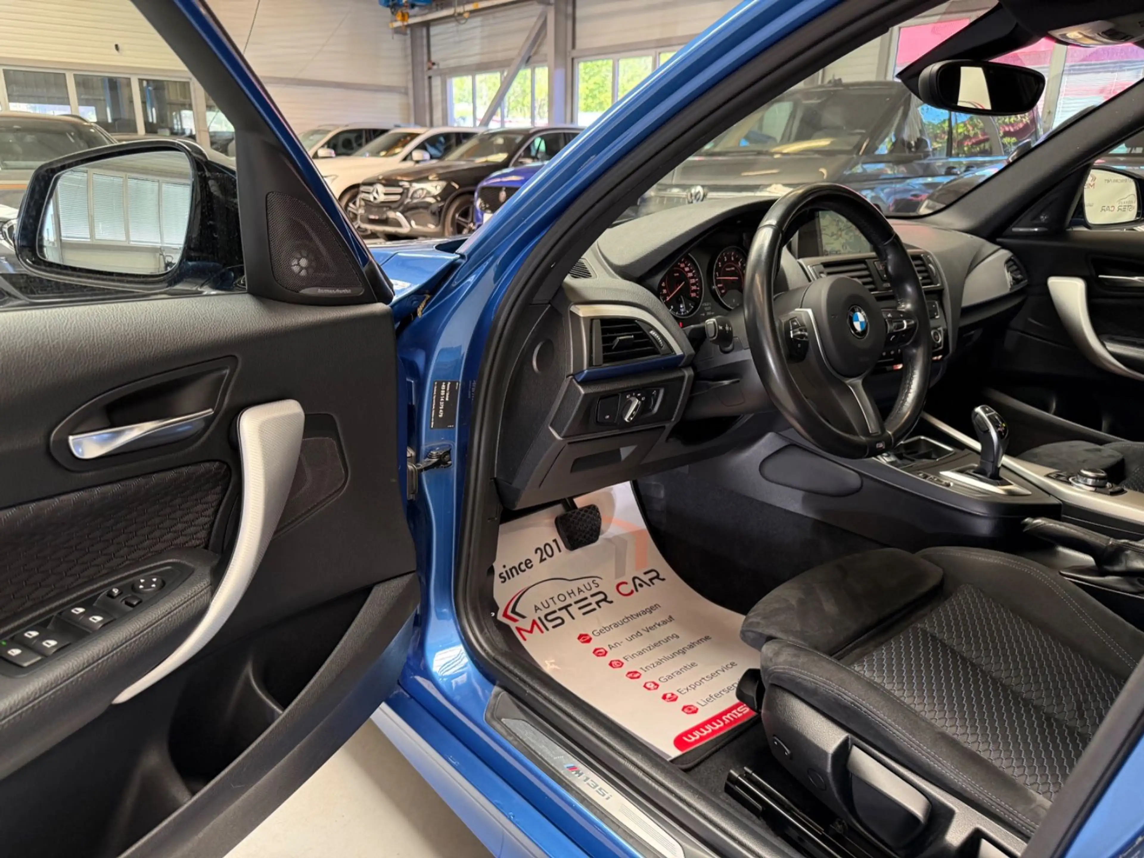 BMW 135 i xDrive SAG NAVI/LED/H&K/PDC/SHZ/18/2.HAND — photo 13