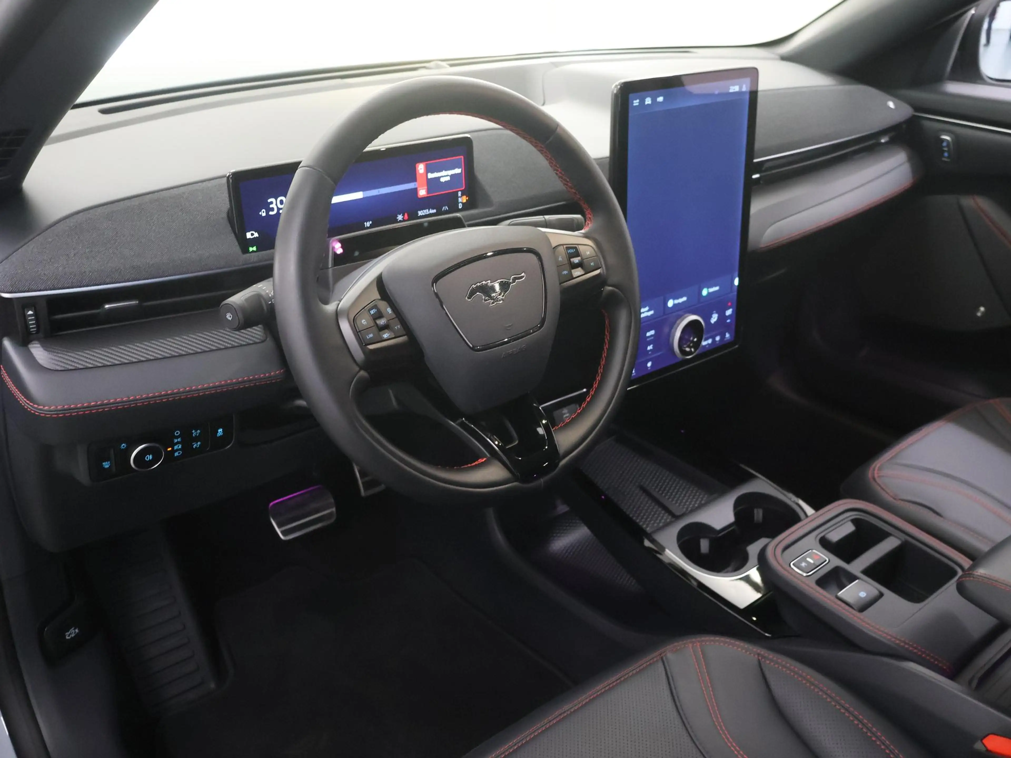 Ford Mustang Mach-E Extended Premium RWD 88 kWh | Panoramadak | Winter — photo 7