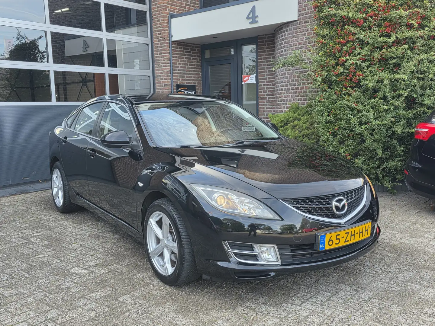 Mazda 6 1.8 Touring|Lm velgen|Airco|Nap|Apk|PDC Zwart - 1