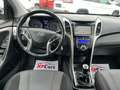 Hyundai i30 1.6 CRDi // AIRCO // JANTES // NAVIGATION / CAMERA Zwart - thumbnail 12