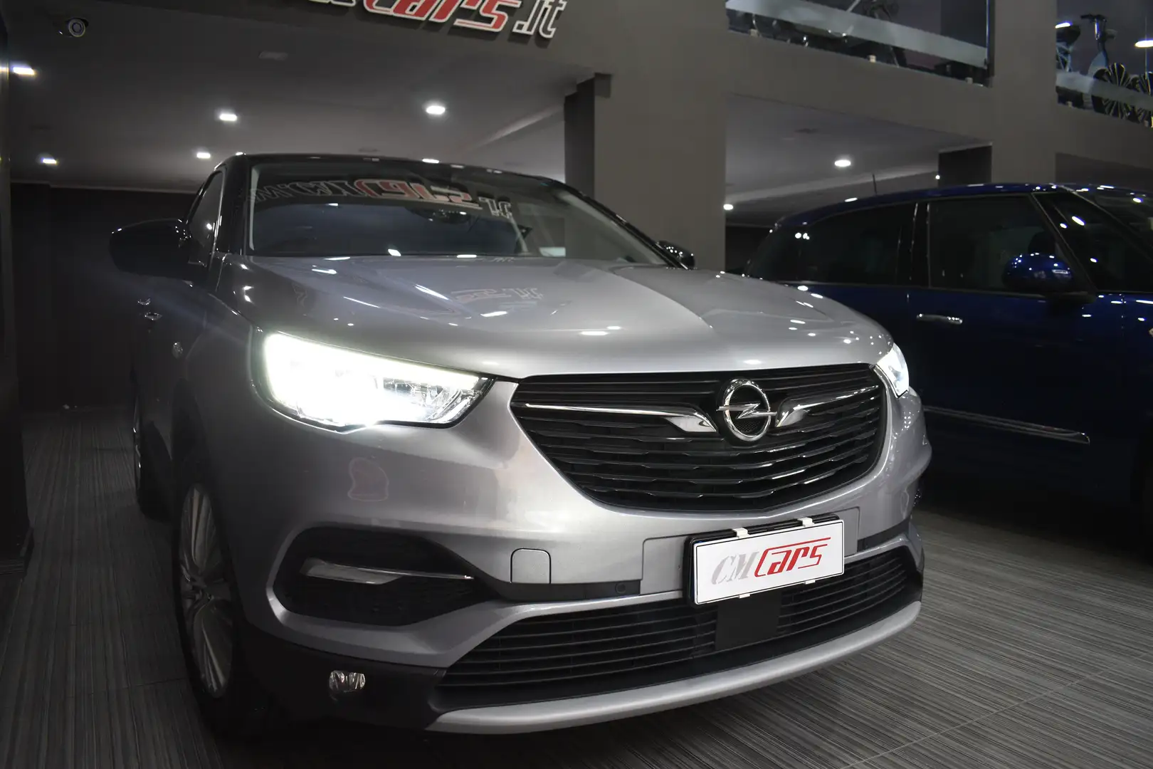 Opel Grandland X 1.2 GPL 130cv AT8 Automatica ITALIANA Gris - 1