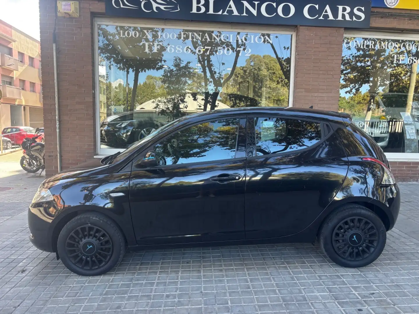 Lancia Ypsilon 1.2 evo II Gold Noir - 1