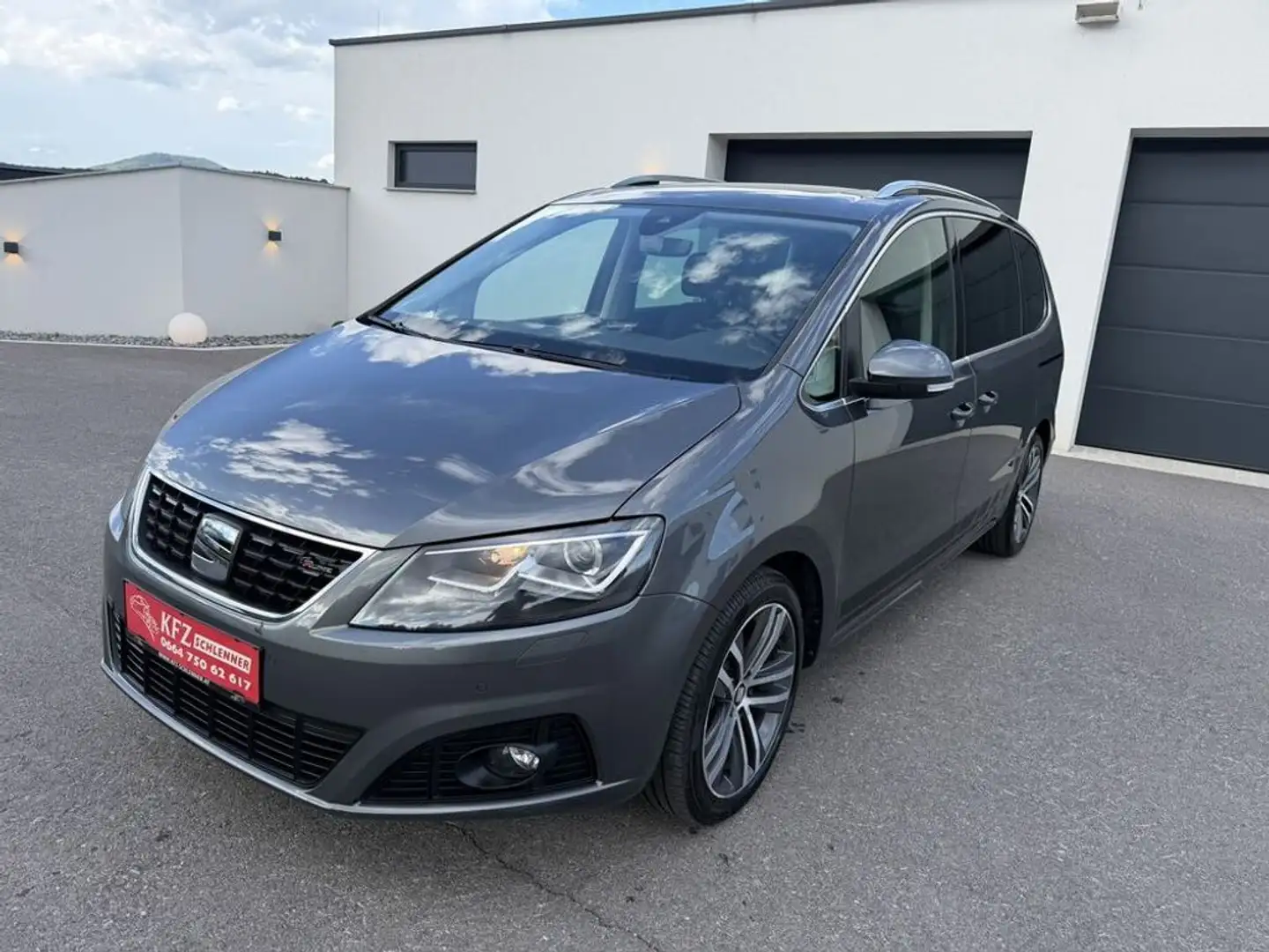 SEAT Alhambra FR DSG/Panorama/AHK/ACC Grau - 1