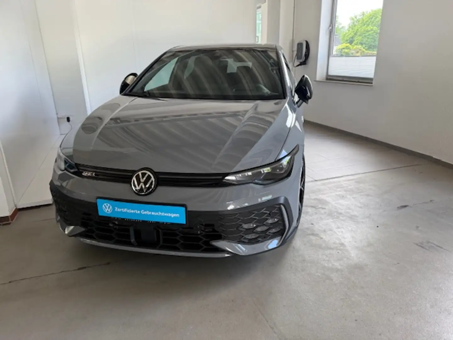 Volkswagen Golf GTI VIII 2.0 TSI DSG Black Style Pano/Estoril/HarD Grau - 2