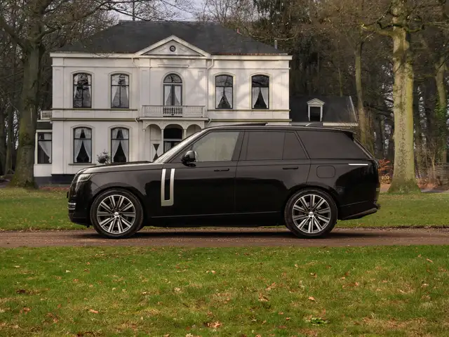Land Rover Range Rover 3.0 P460e Autobiography PHEV | Meridian Signature