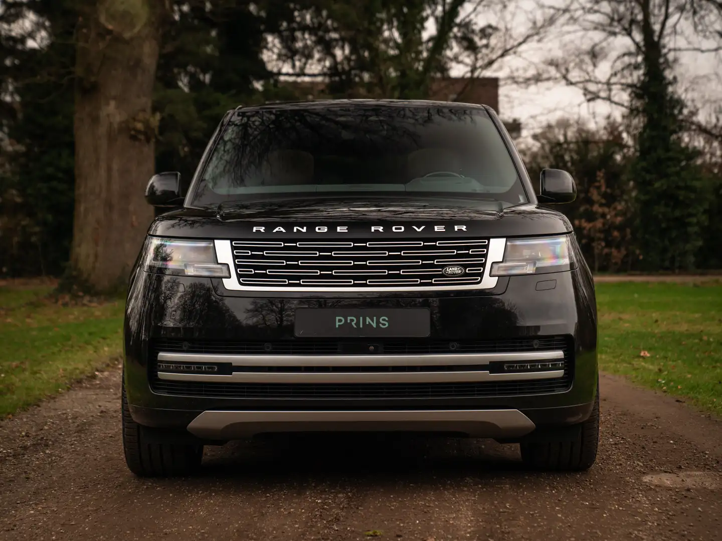 Land Rover Range Rover 3.0 P460e Autobiography PHEV | Meridian Signature Schwarz - 2