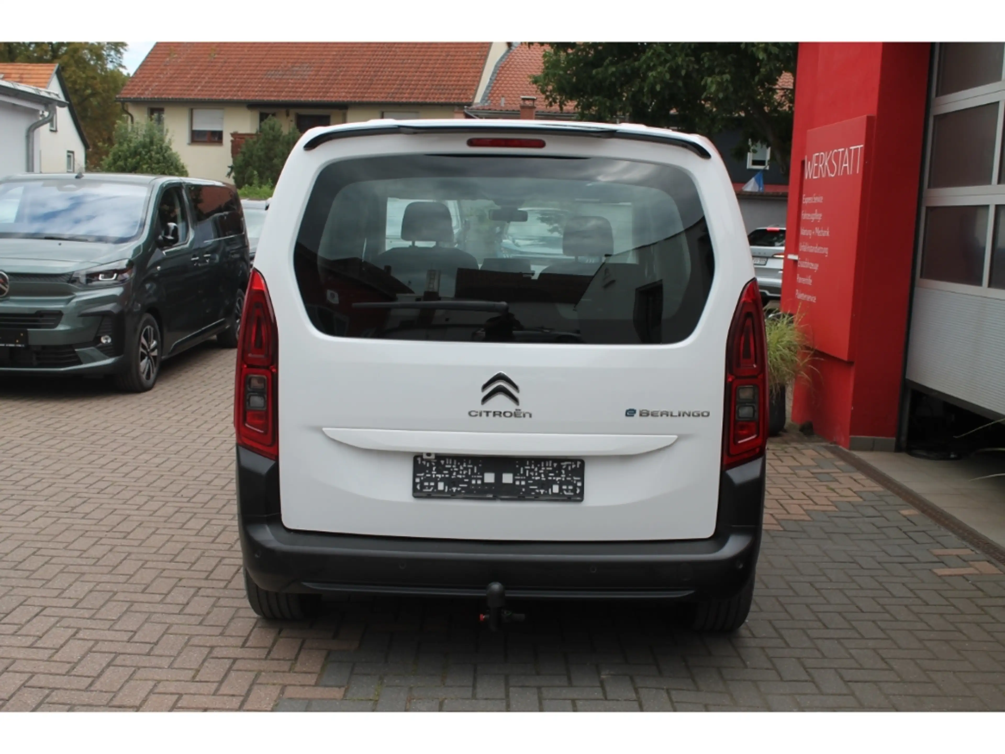 Citroen Berlingo Feel M AHK Navi Kamera PDC vo+hi Shz — photo 4