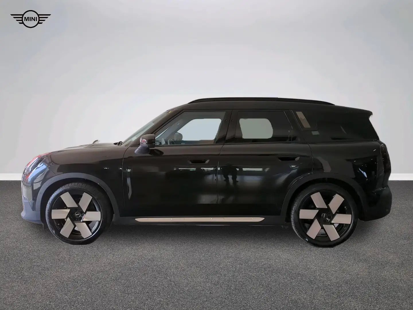 MINI Countryman E All-Electric MINI Countryman E Noir - 2