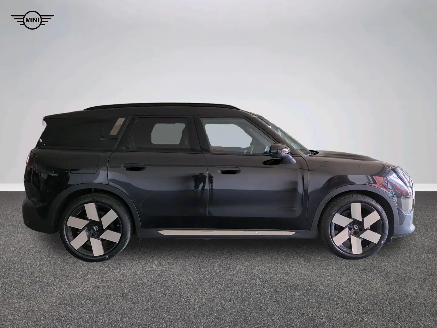 MINI Countryman E All-Electric MINI Countryman E Nero - 2
