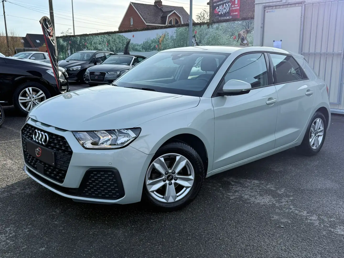 Audi A1 Sportback 25 TFSI / PDC / CARPLAY / LIKE NEW - 1