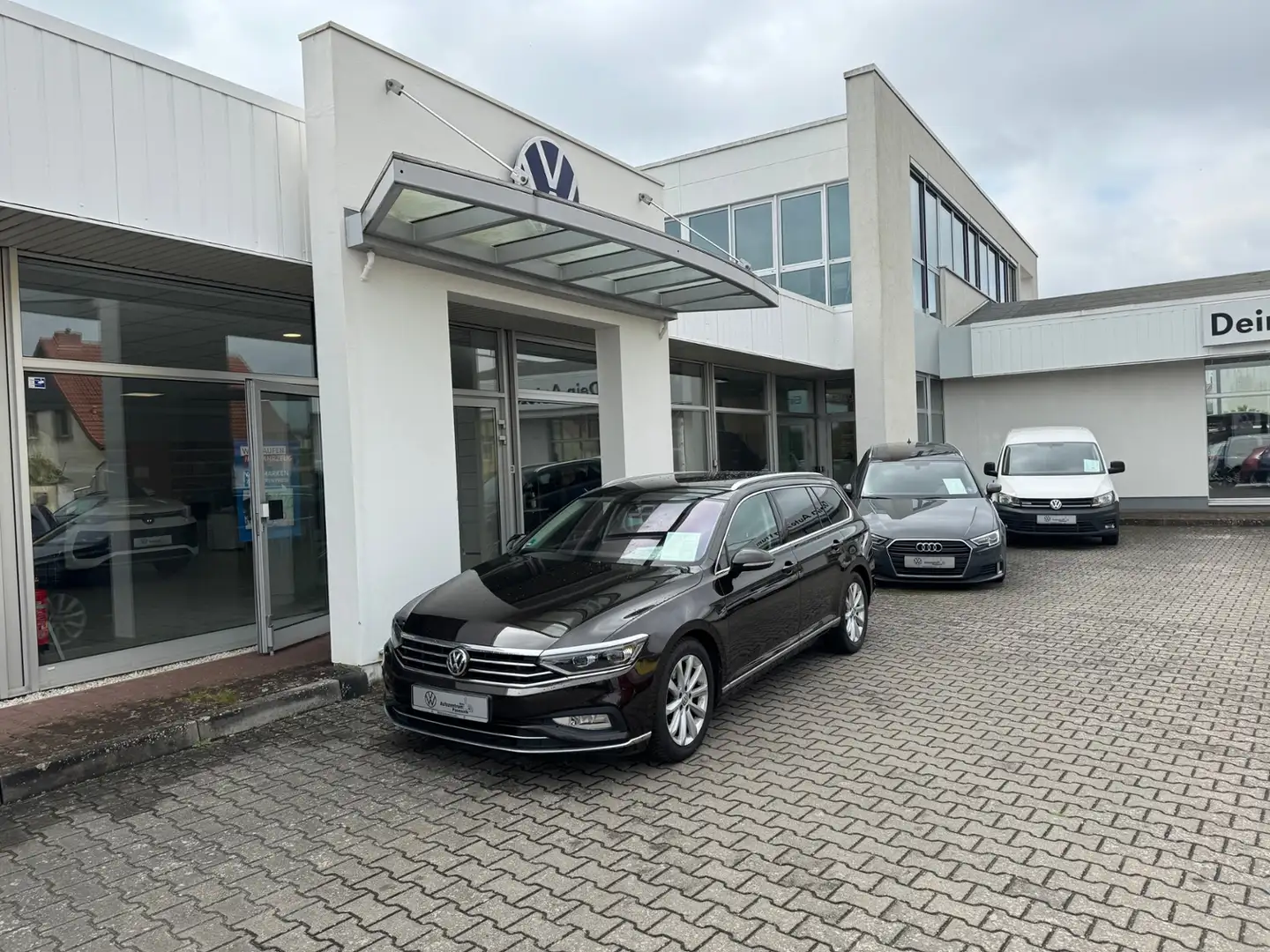 Volkswagen Passat Variant CB 2.0 TDI DSG 4M Elegance Braun - 2