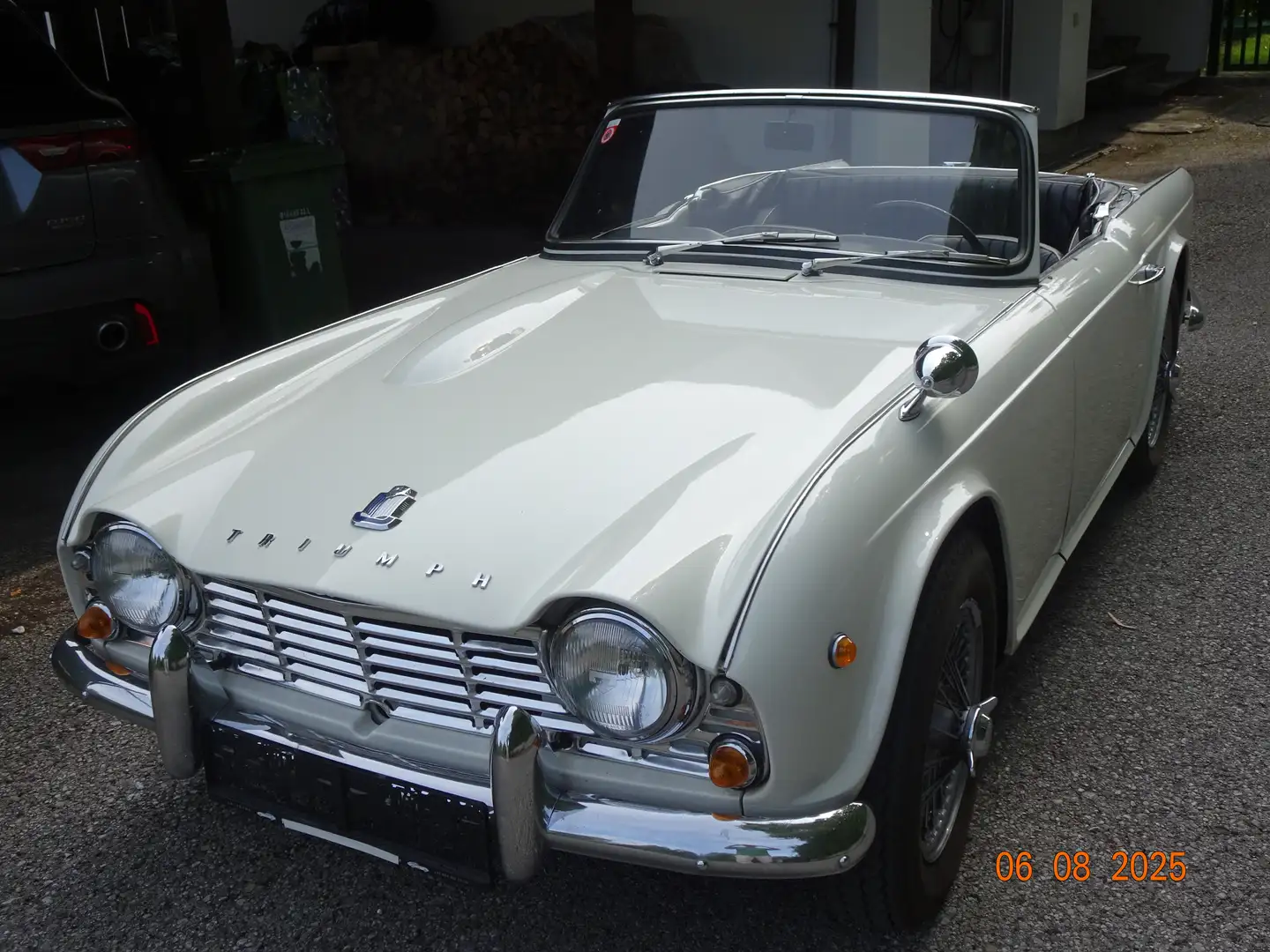Triumph TR4 Roadster Weiß - 1
