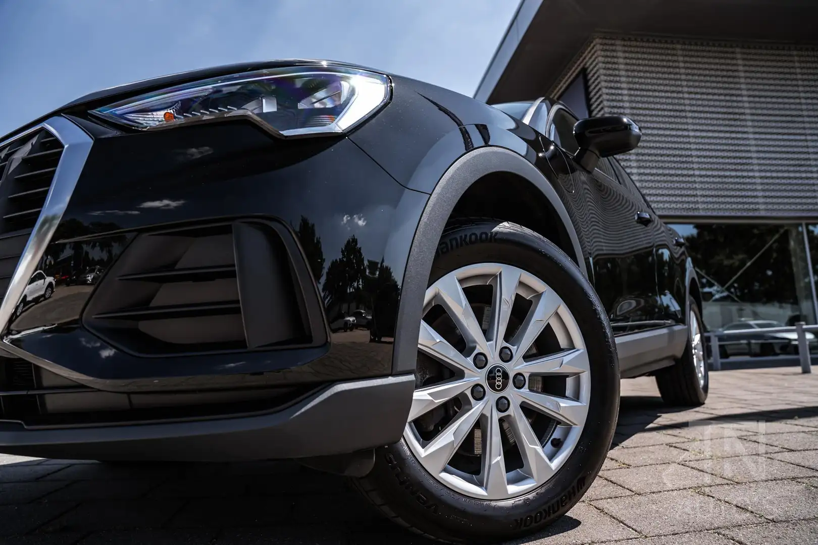 Audi Q3 45 TFSI e S edition Automaat | Camera | Digitaal D Noir - 2