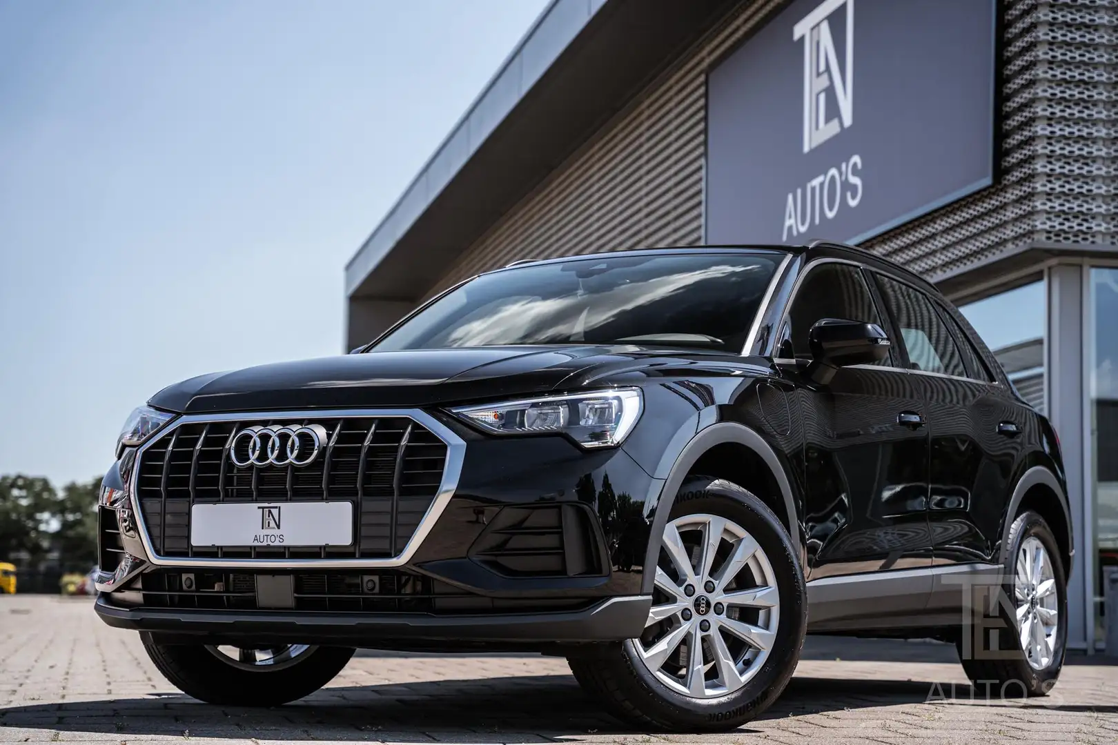 Audi Q3 45 TFSI e S edition Automaat | Camera | Digitaal D Noir - 1