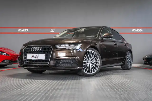 Audi A6 view 2