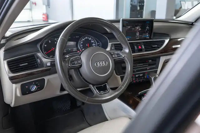 Audi A6 view 15