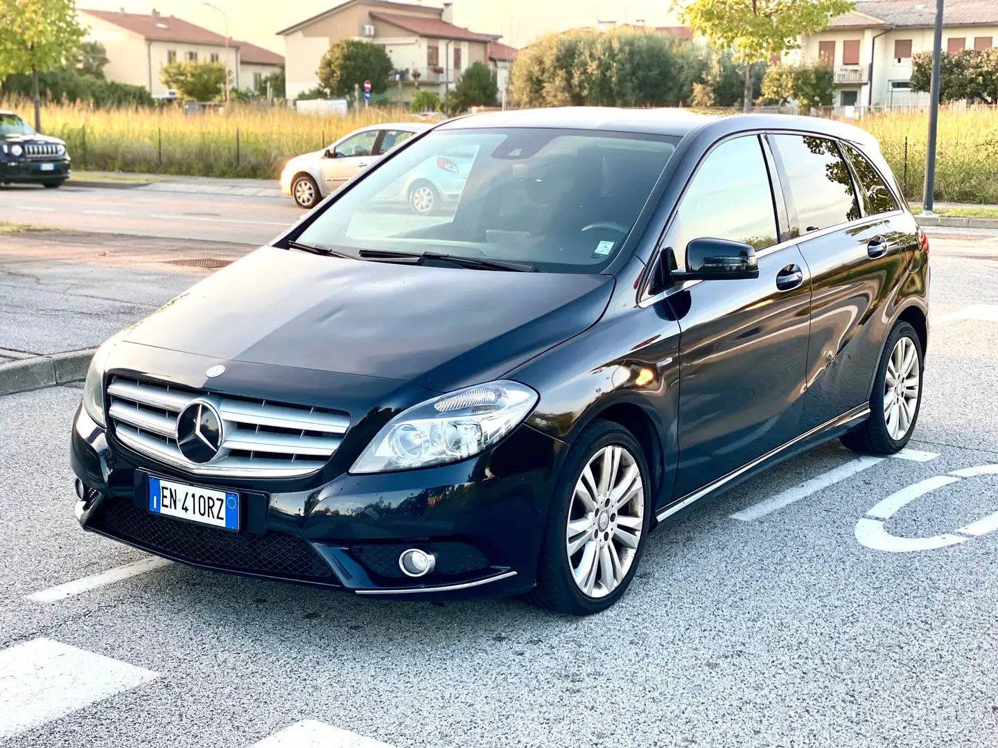 Mercedes-Benz B 200 cdi (be) Executive Navigatore Euro 5 Nero - 1