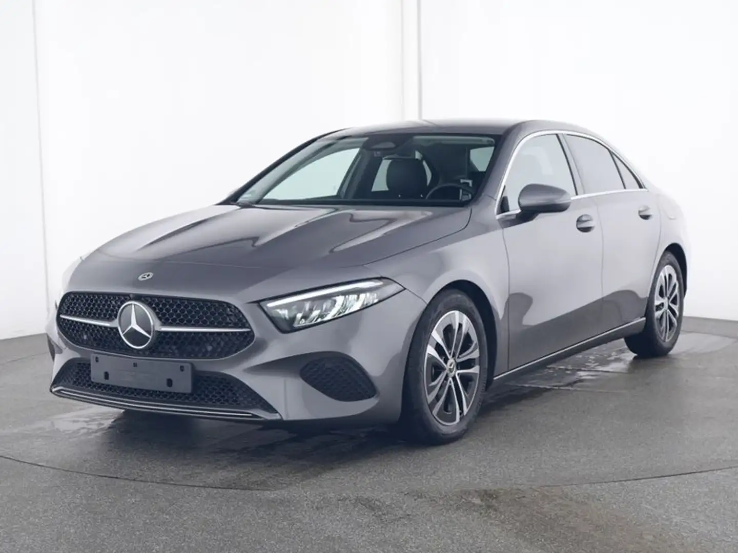 Mercedes-Benz A 180 Lim *Progressive*PDC*Kamera*Tempomat*DAB** Grau - 1
