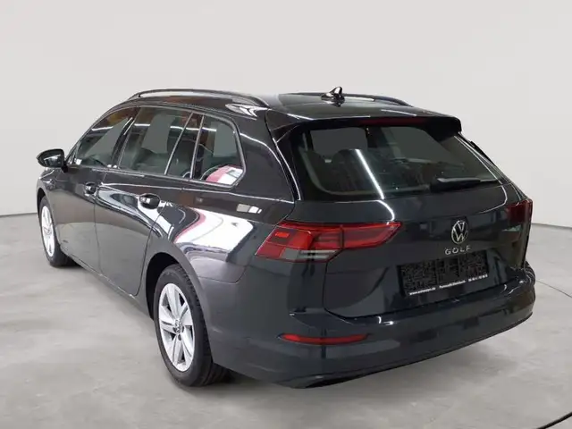 Volkswagen Golf view 5