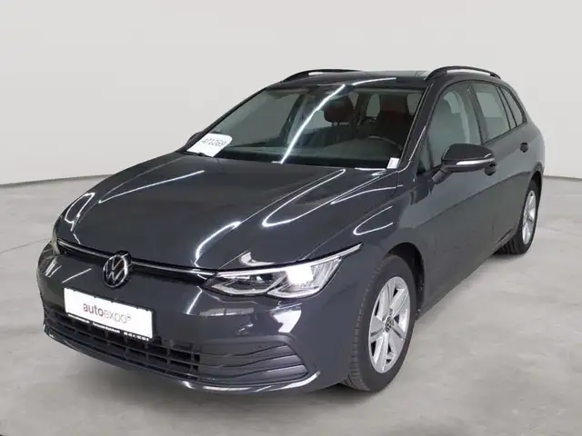 Volkswagen Golf view 2