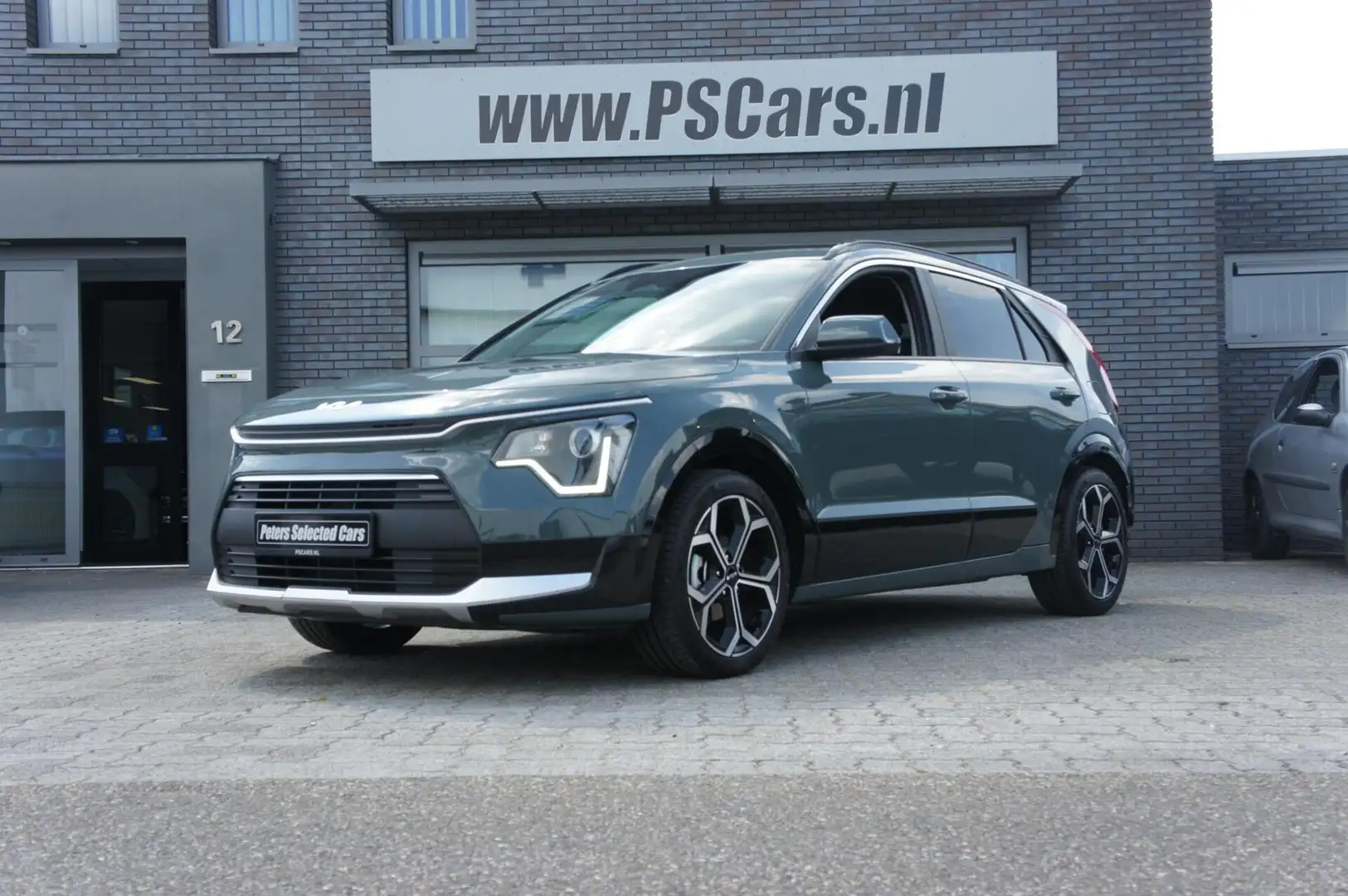 Kia Niro 1.6 GDi Hybrid ComfortLine Groen - 2