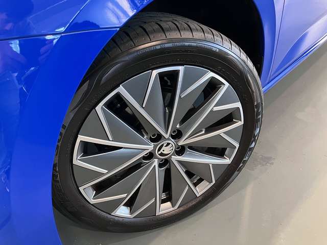 Skoda Scala 1.0 TSI Tour OPF - AHK/ Carplay/ PDC