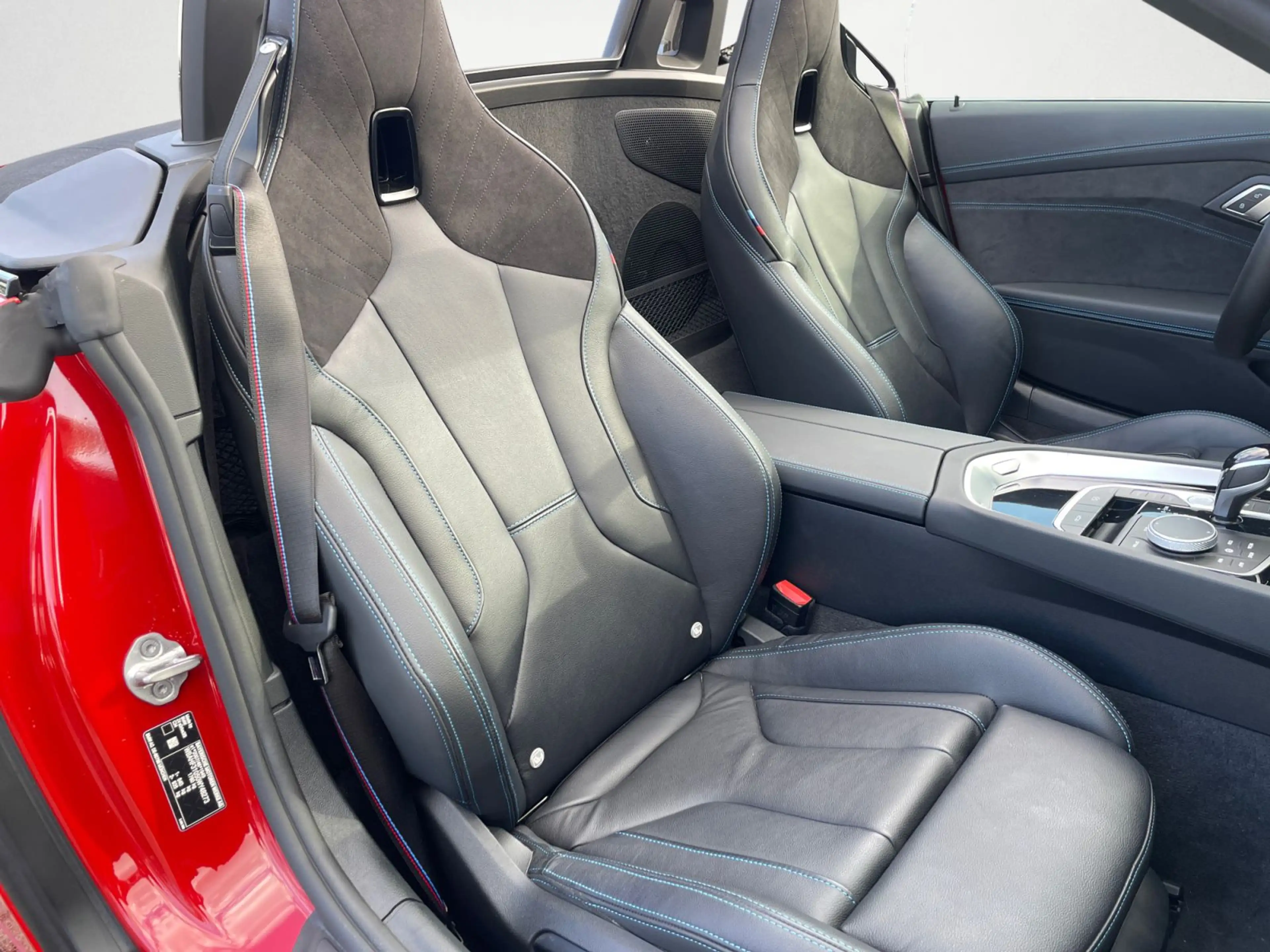 BMW Z4 sDrive30i M-Sport Harman/Kardon Innovationspa — photo 15