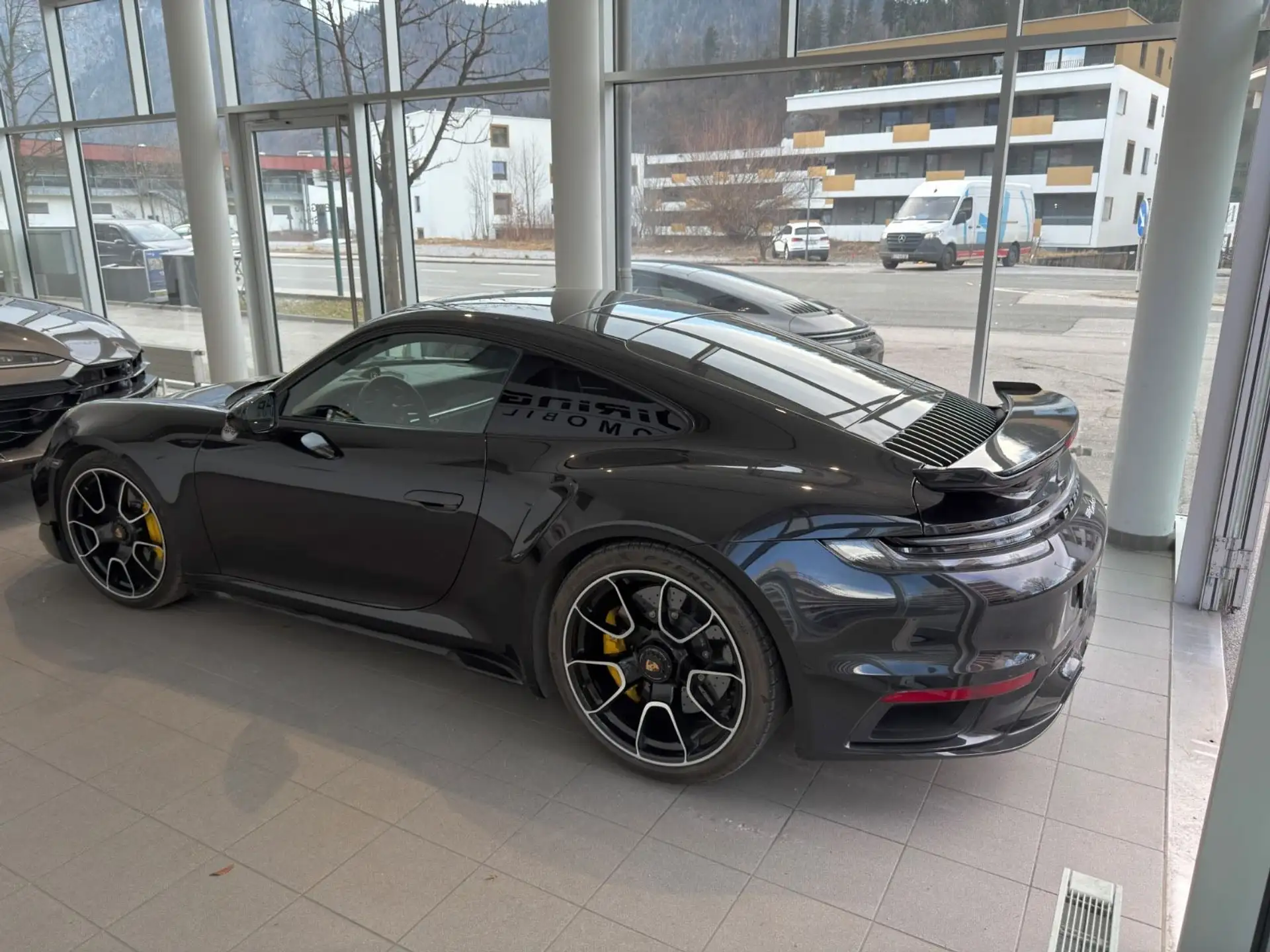포르쉐 911 Turbo S Coupe 2021 검정 사진 4