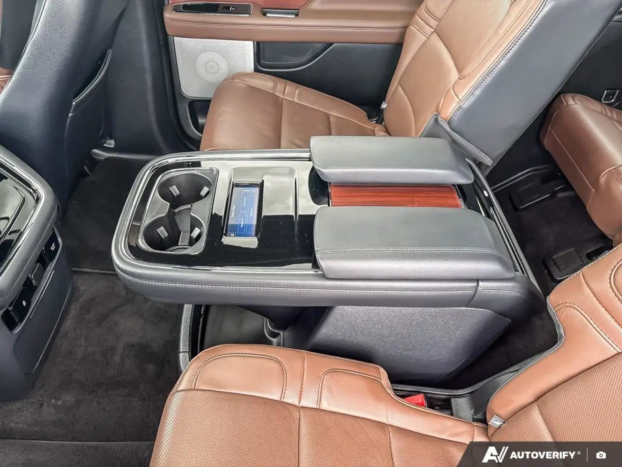 Lincoln Navigator снимка Lincoln Navigator