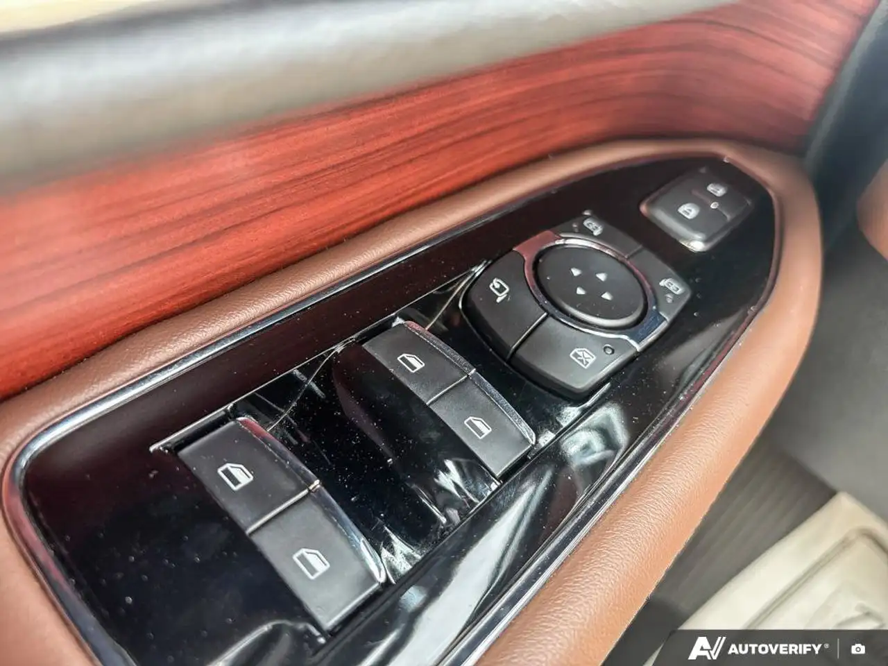 Lincoln Navigator снимка Lincoln Navigator