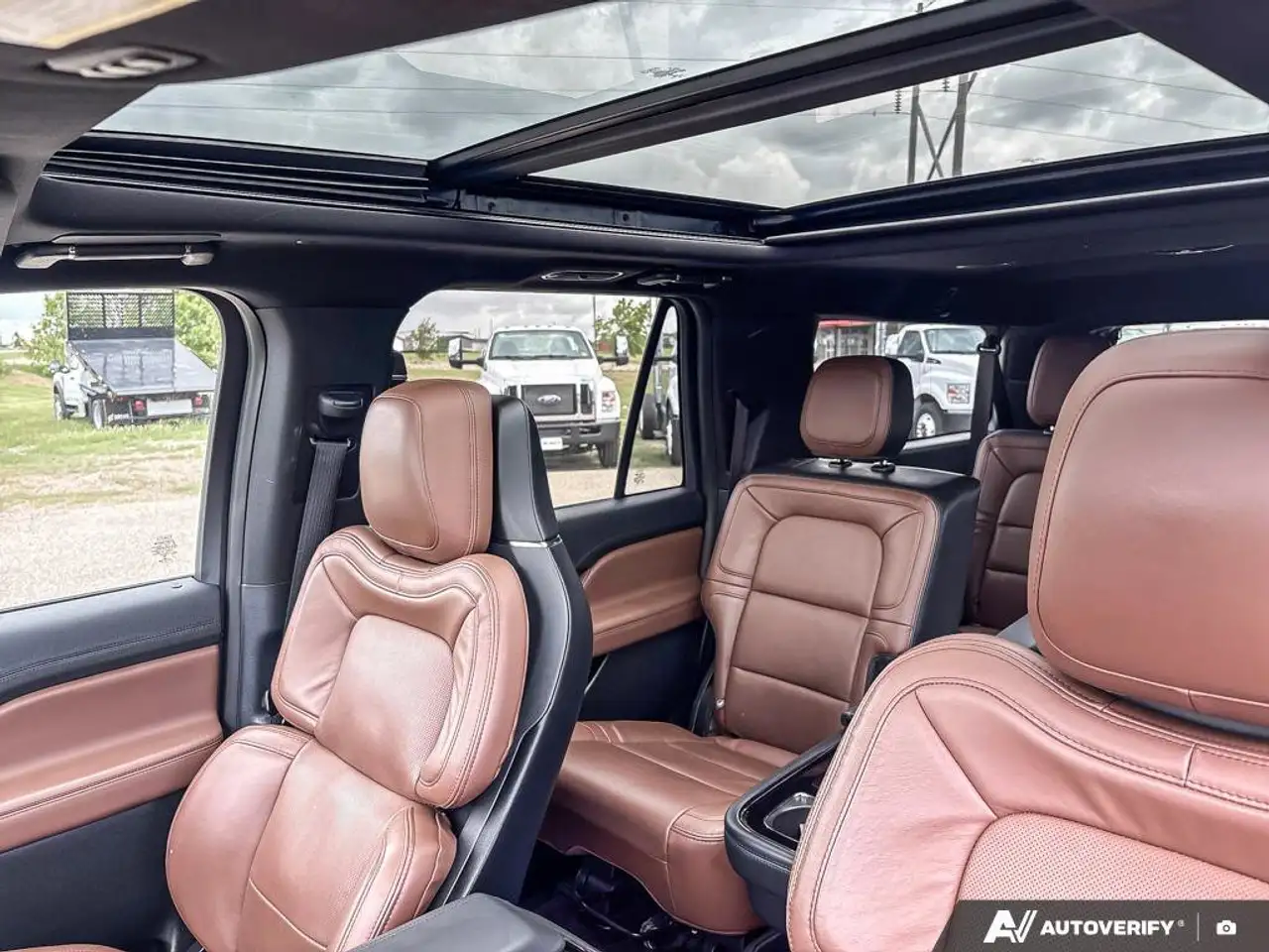Lincoln Navigator снимка Lincoln Navigator