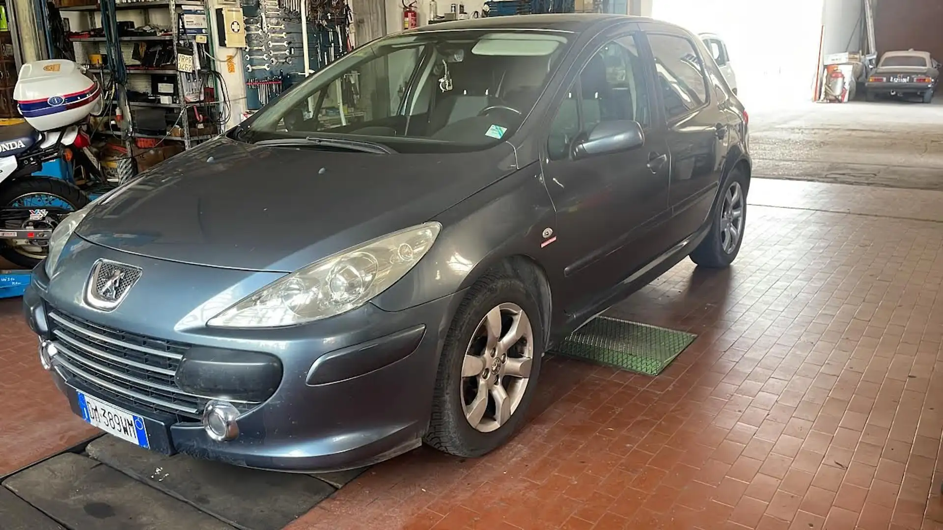 Peugeot 307 307 2005 5p 1.6 16v XS Gris - 1