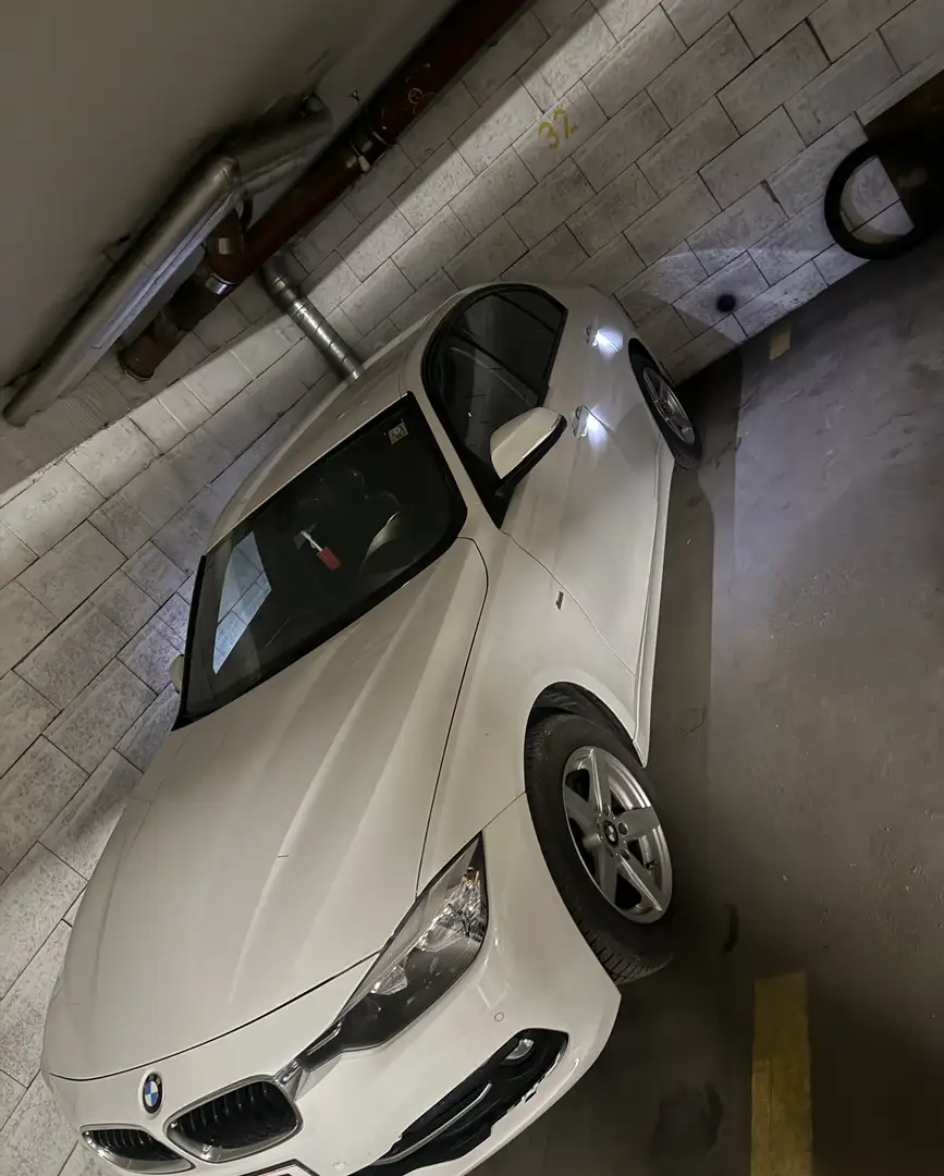 BMW 318 316i Sport Line Facelift 2.te Hand Euro6 - 1