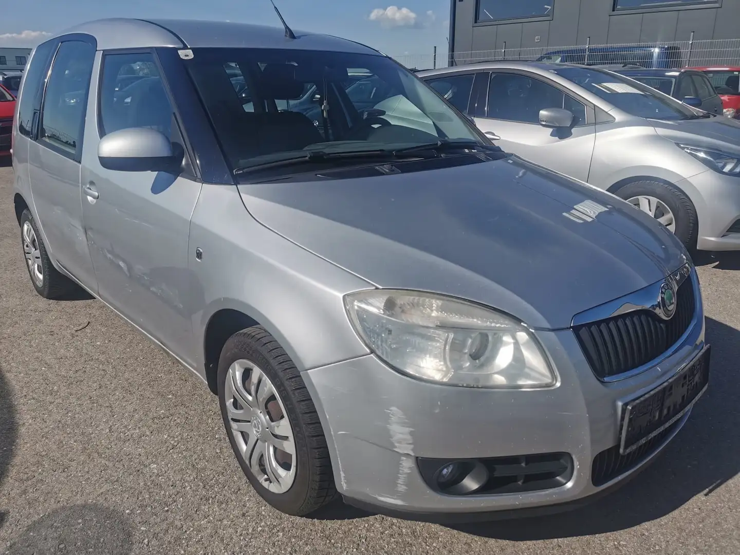 Skoda Roomster Style Grau - 2