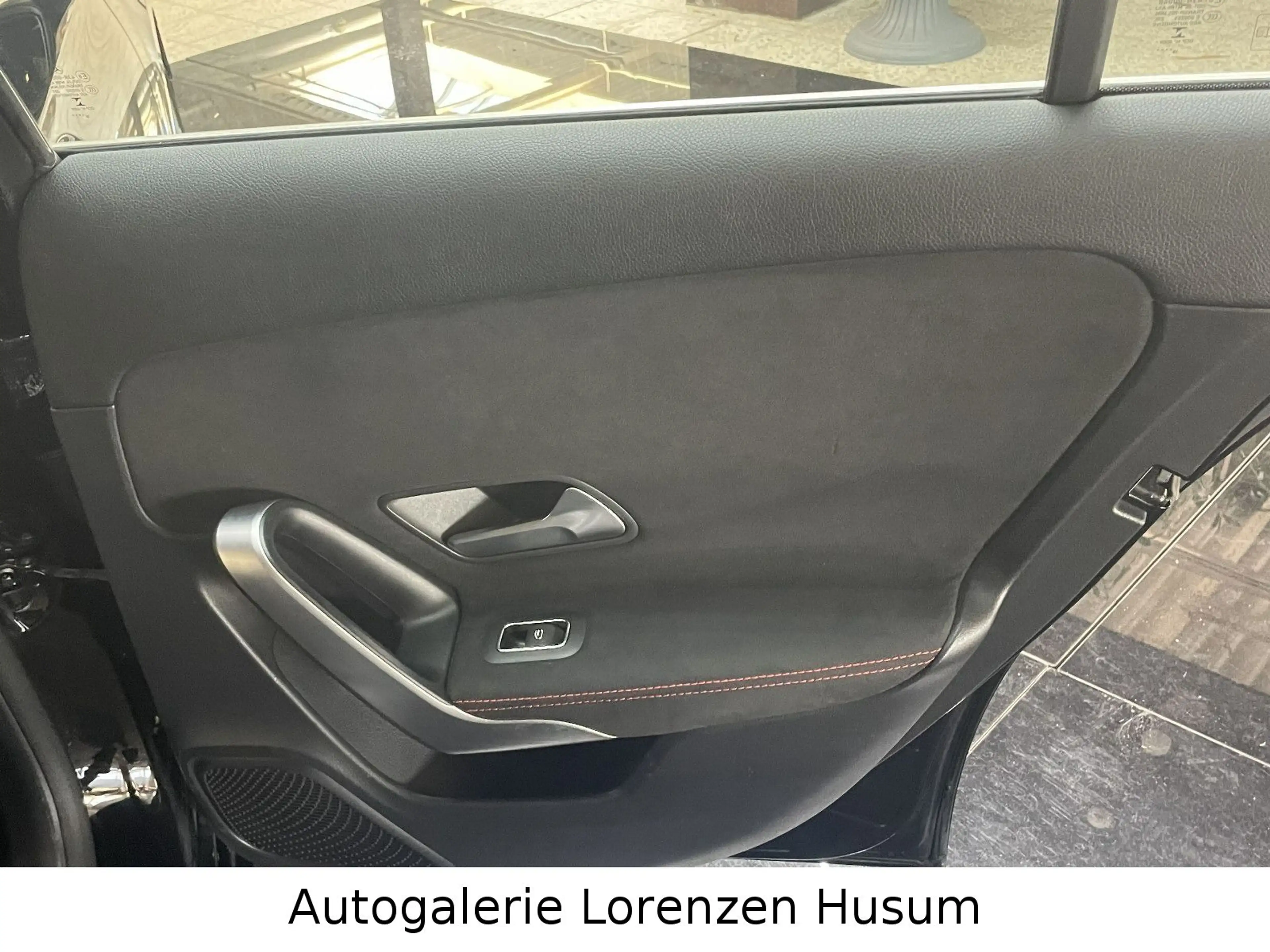 Mercedes-Benz A 200 AMG 2.Hand Leder Automatik 19 Zoll M Bux — photo 13