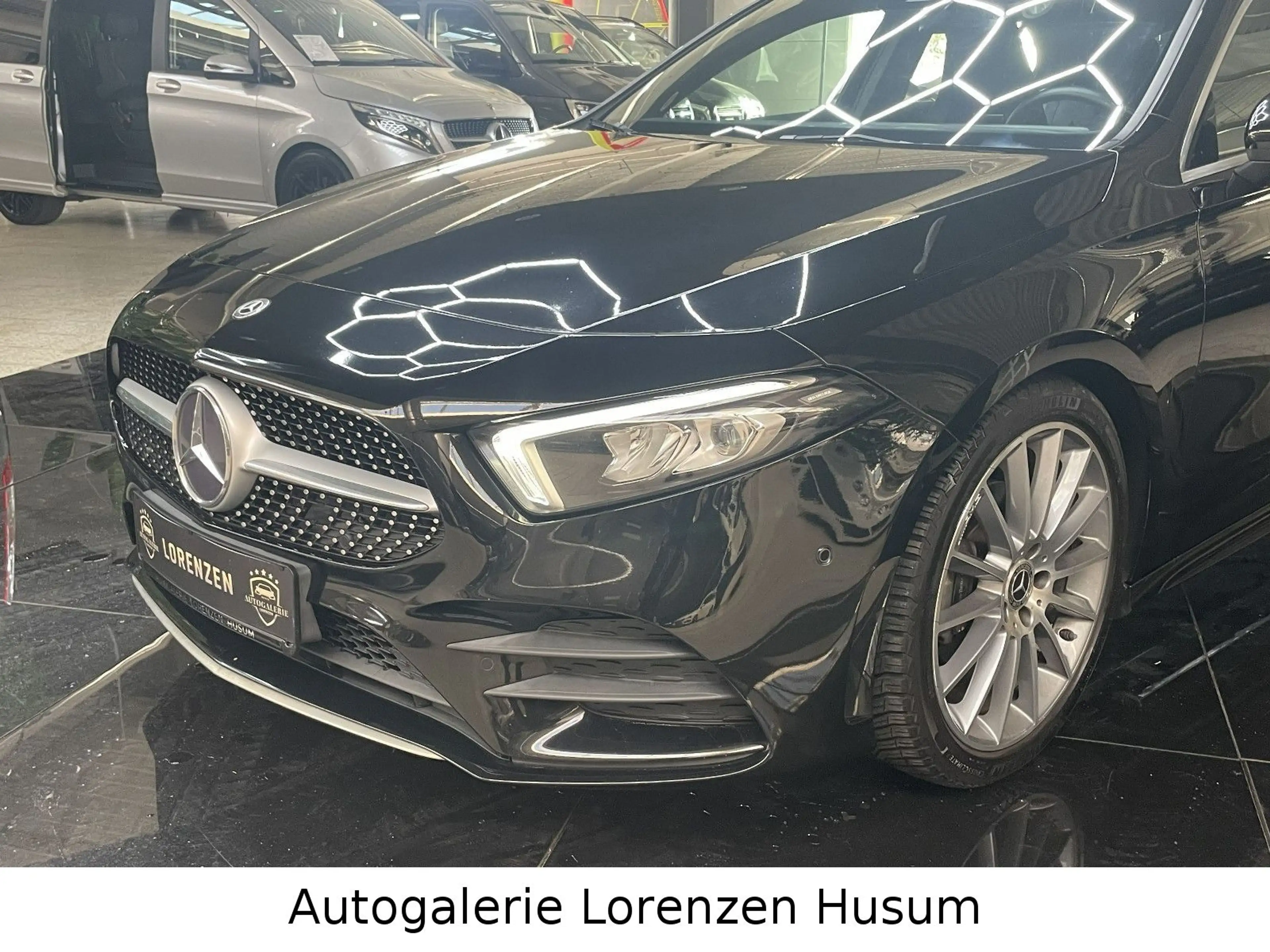 Mercedes-Benz A 200 AMG 2.Hand Leder Automatik 19 Zoll M Bux — photo 3