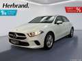 Mercedes-Benz A 200 Automatik Tempomat Spurhalte Parktronic Wit - thumbnail 1
