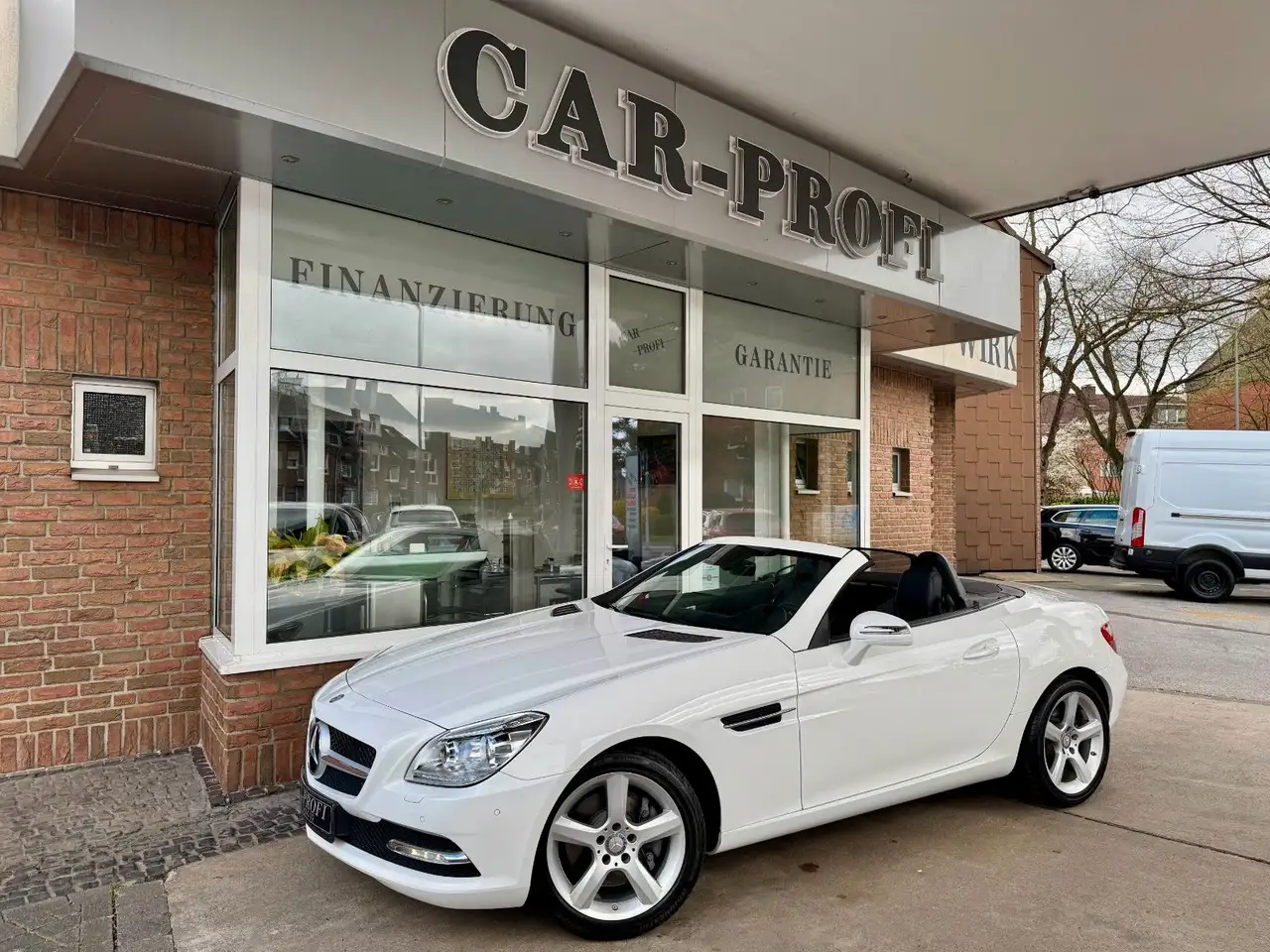 Mercedes-Benz SLC 200