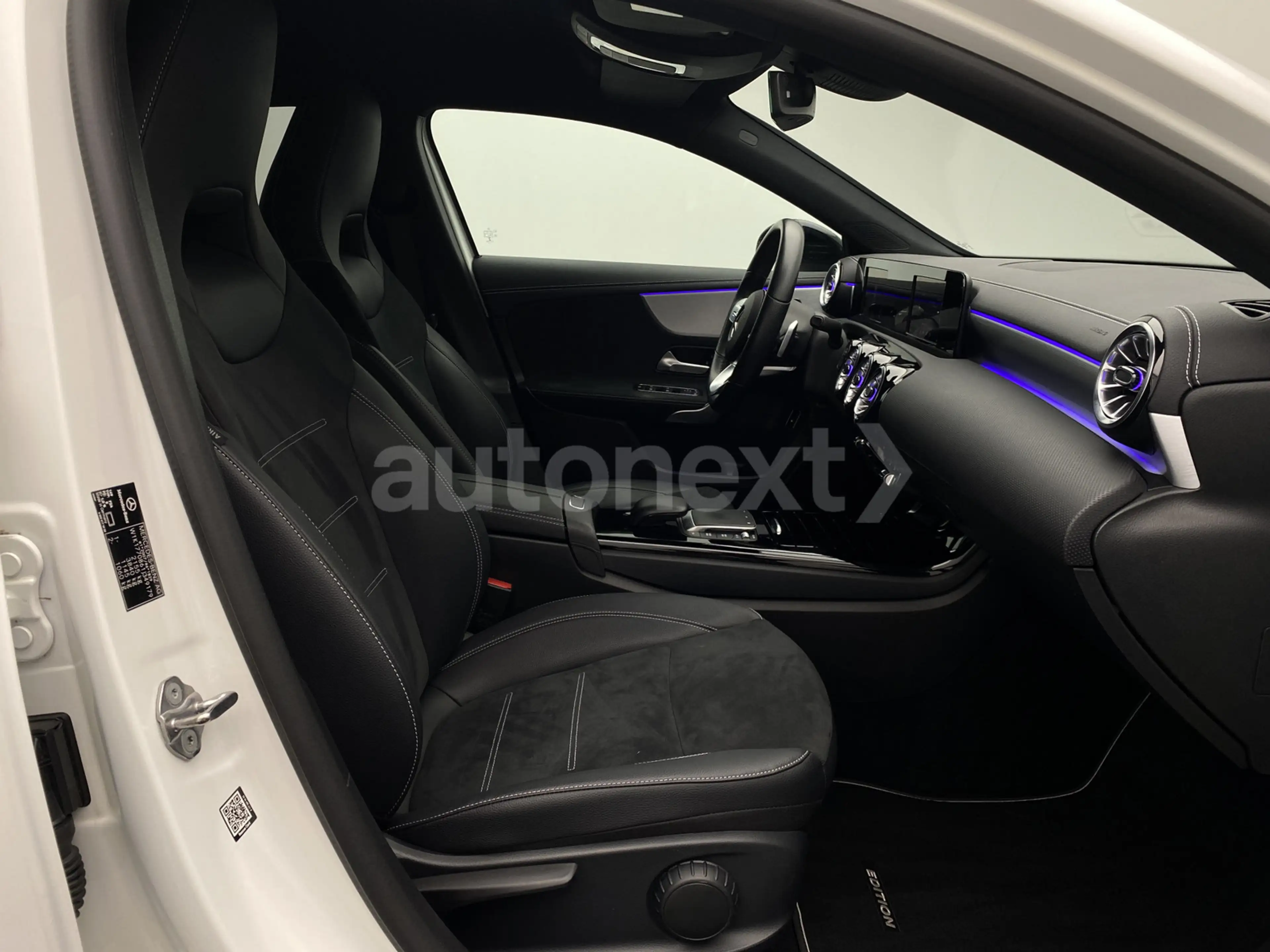 Mercedes-Benz A 250 e *2x AMG Line+Night* Edition 2021+Standhzg — photo 13