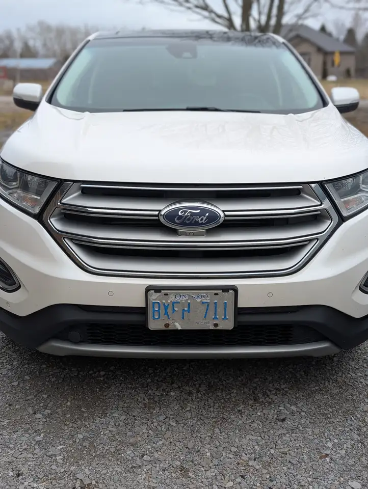 Ford Edge снимка Ford Edge
