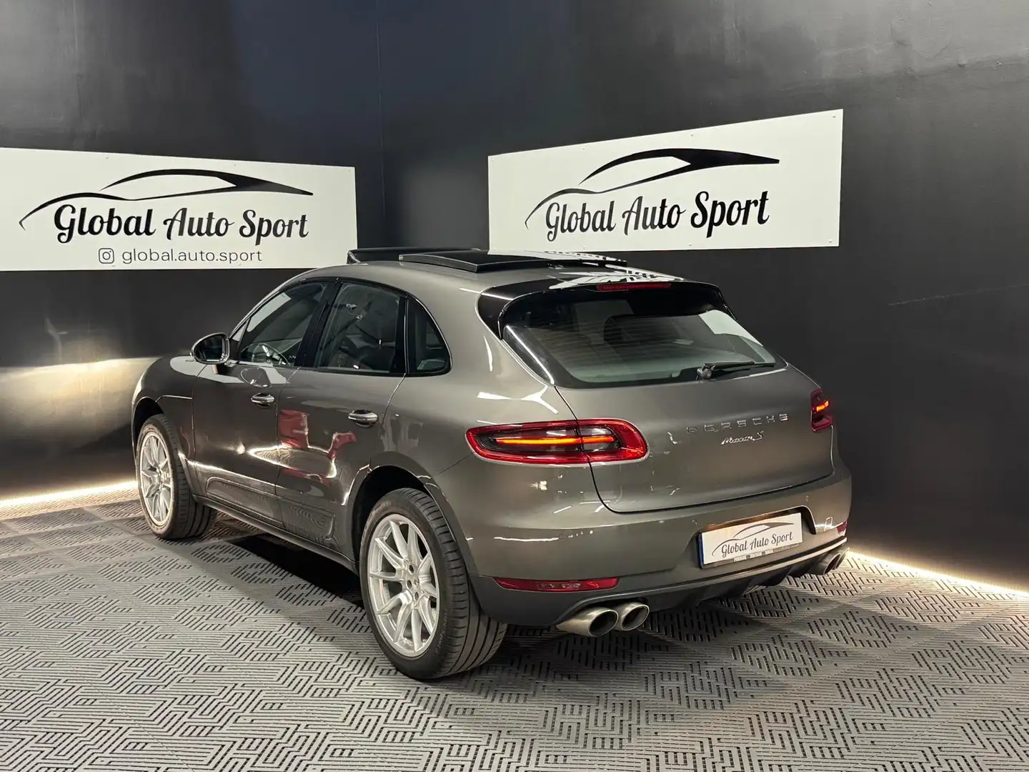 Porsche Macan PORSCHE MACAN S 340CH – PORSCHE APPROVED Grau - 2