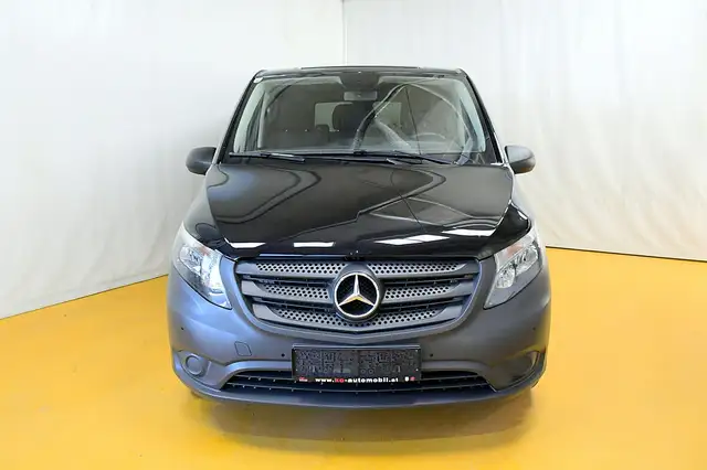 Mercedes-Benz Vito view 7