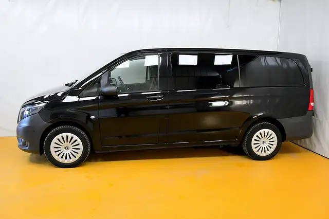 Mercedes-Benz Vito view 6