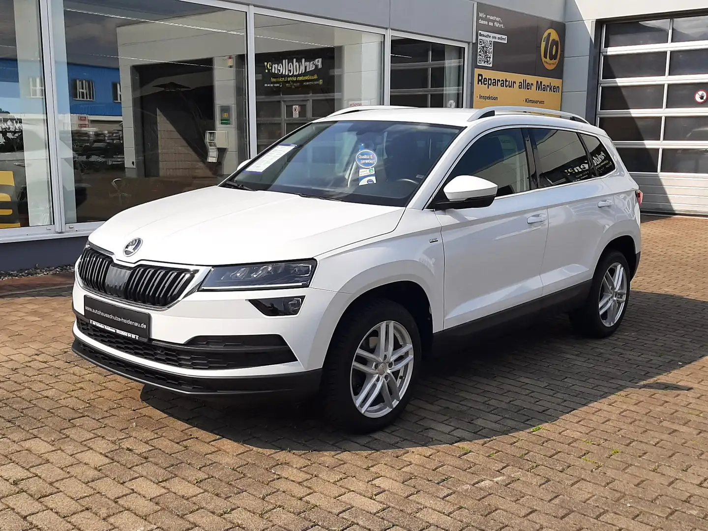 Skoda Karoq 1,5 TSI Clever Navi+Varoflex+el.Heckk+digitalCockp Blanc - 1