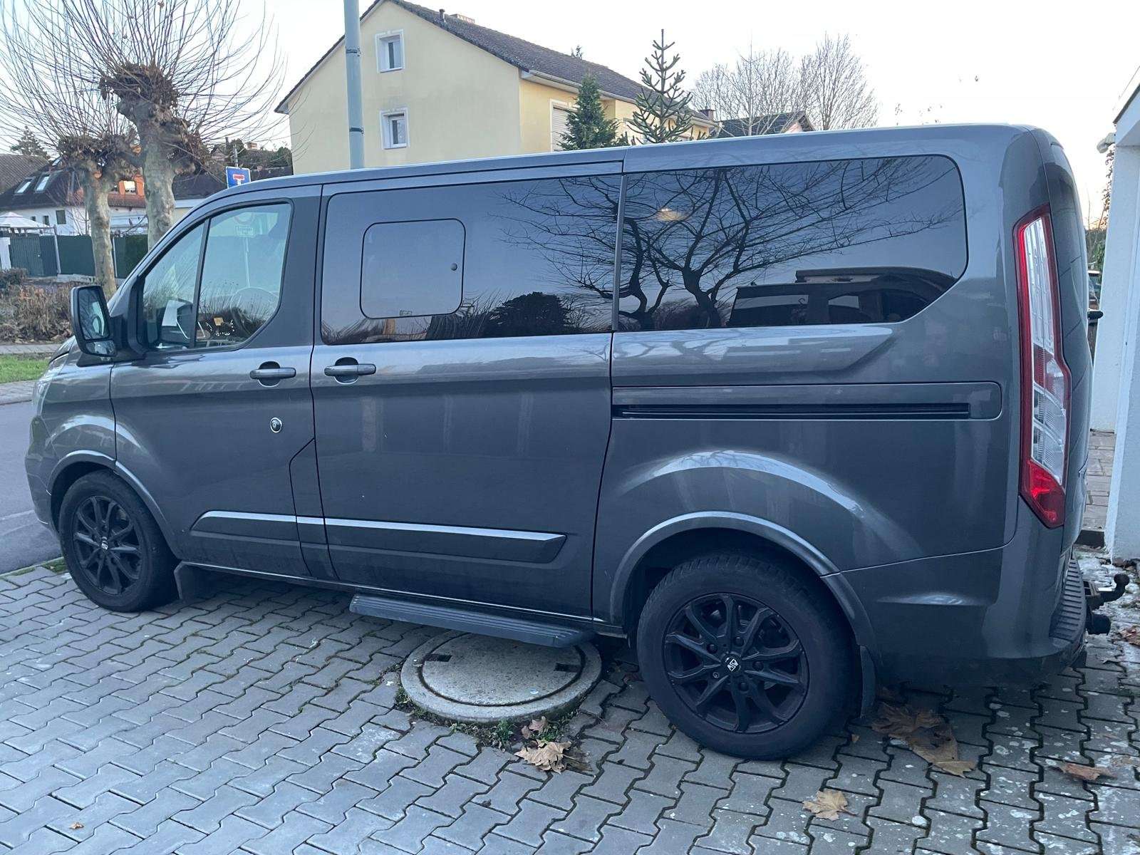 Second hand Ford Tourneo Custom 2.0