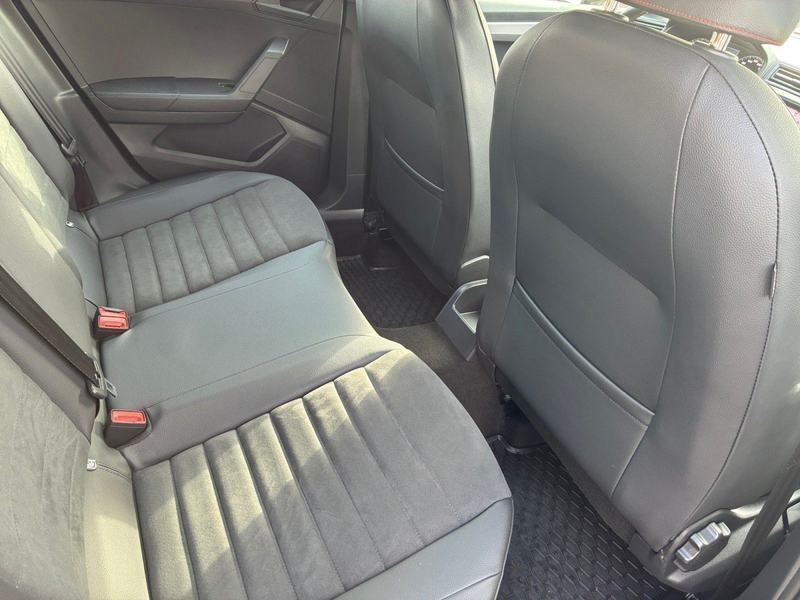 SEAT Ibiza 1.0 Black Edition PDC*KAMERA*NAVI*LED*SHZ — photo 9