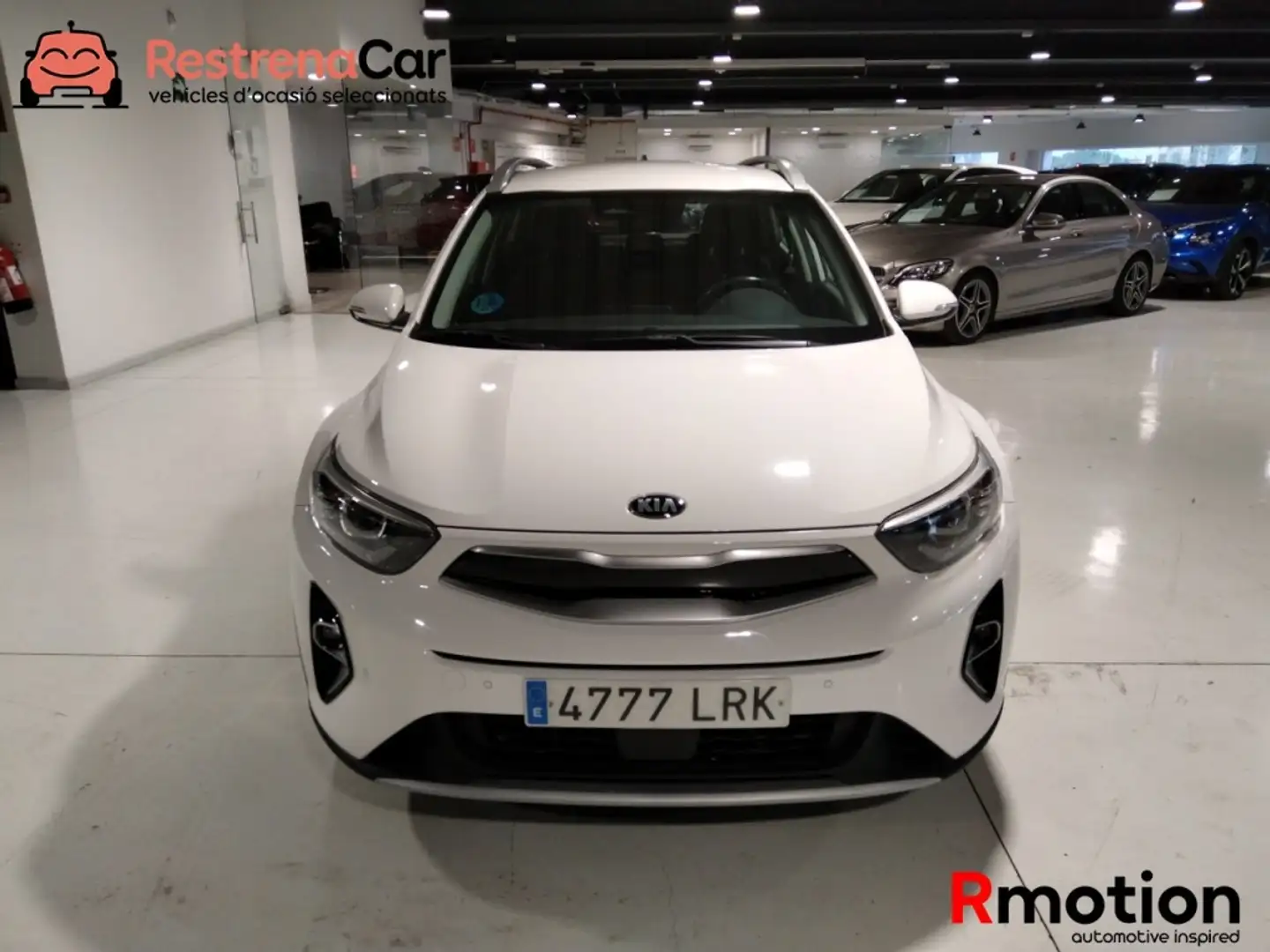 Kia Stonic 1.0 T-GDI 74KW MHEV IMT DRIVE 100 5P Bílá - 2
